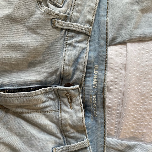 Old at Navy Distressed Rockstar Jeans - Picture 3 of 5